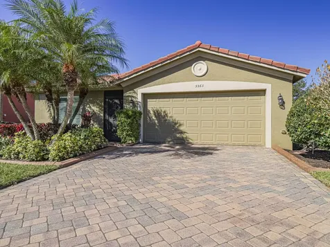 5563 43rd Court Vero Beach FL 32967