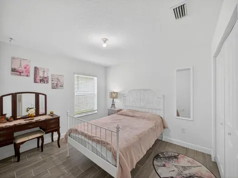10971 Nw Middle Stream Drive Port Saint Lucie FL 34987