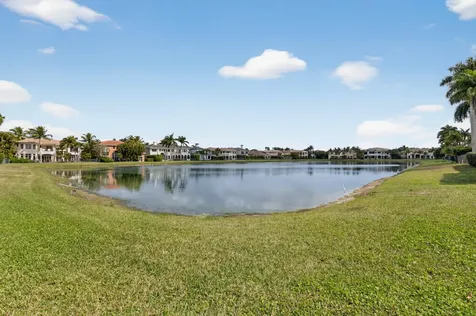 17921 Villa Club Way Boca Raton FL 33496