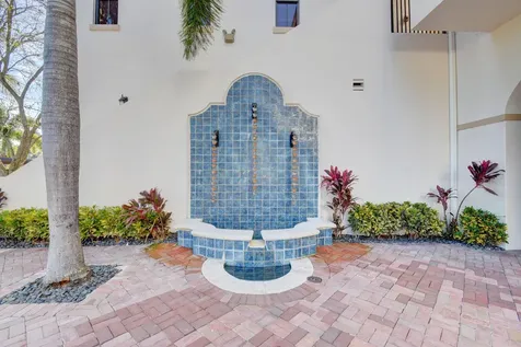 17921 Villa Club Way Boca Raton FL 33496