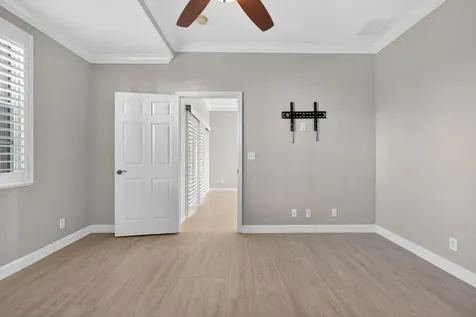 160 Village Boulevard Tequesta FL 33469
