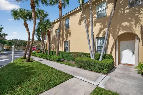 160 Village Boulevard Tequesta FL 33469