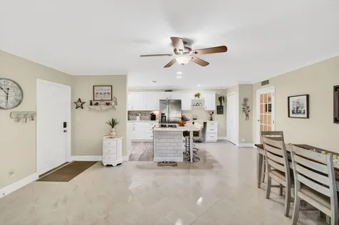 4530 Nw 4th Street Delray Beach FL 33445