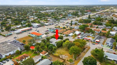 420 N 5th Street Lantana FL 33462