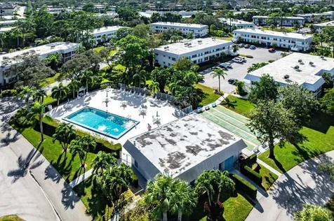 2929 SE Ocean Boulevard Stuart FL 34996
