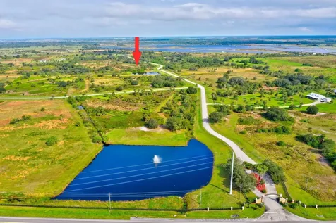2831 SE 67th Place Okeechobee FL 34974