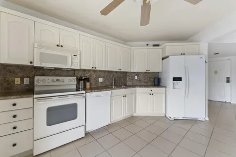 7507 La Paz Boulevard Boca Raton FL 33433