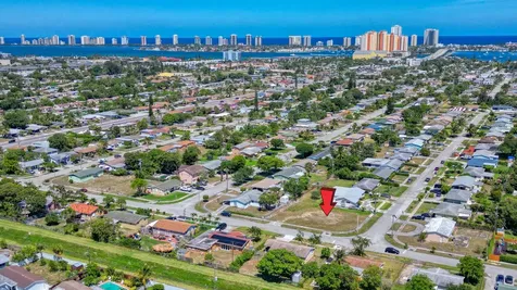 398 W 23rd Street Riviera Beach FL 33404