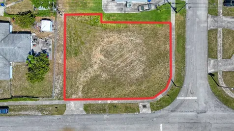 398 W 23rd Street Riviera Beach FL 33404