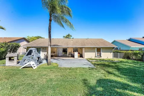 838 Nw 9th Way Boynton Beach FL 33426