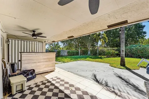 838 Nw 9th Way Boynton Beach FL 33426