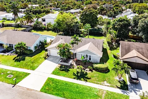 838 Nw 9th Way Boynton Beach FL 33426