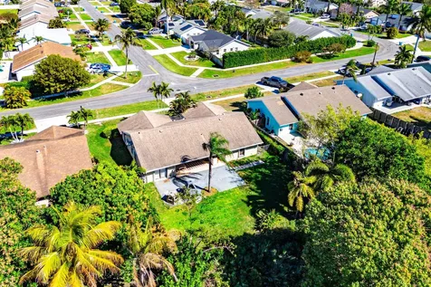 838 Nw 9th Way Boynton Beach FL 33426