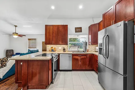 838 Nw 9th Way Boynton Beach FL 33426