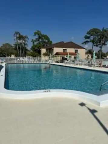236 Pine Hov Circle Greenacres FL 33463