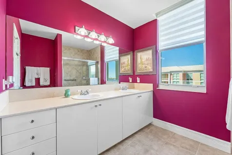806 E Windward Way Lantana FL 33462
