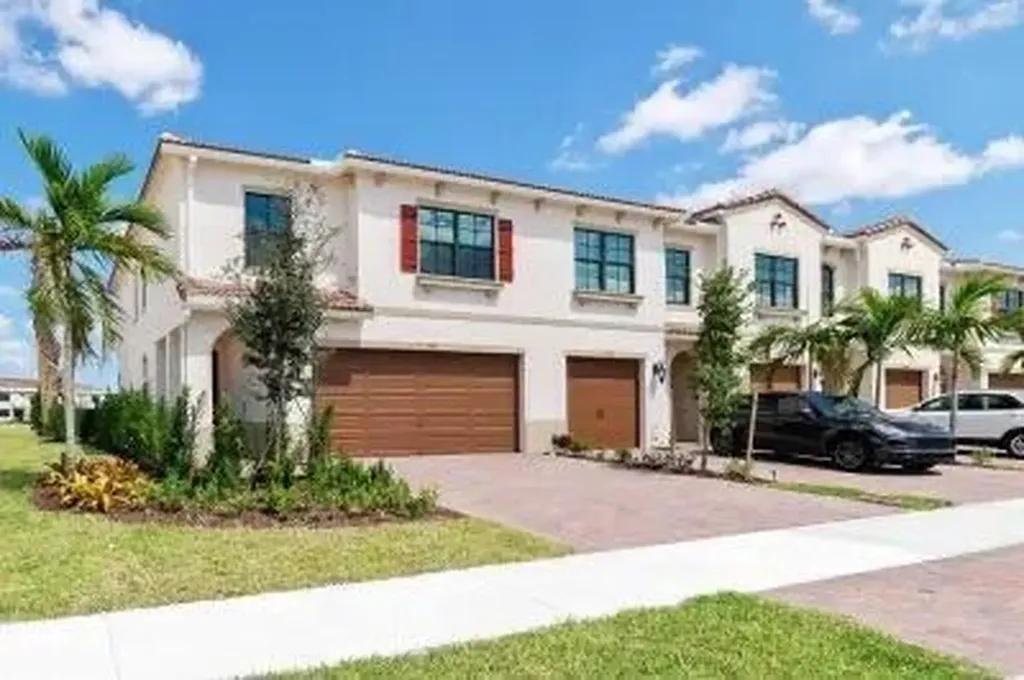 10155 Akenside Drive Boca Raton FL 33428