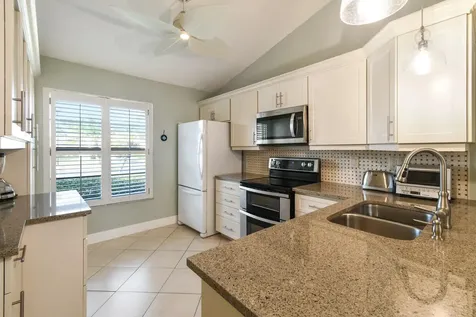 7852 Se Sugar Sand Circle Hobe Sound FL 33455