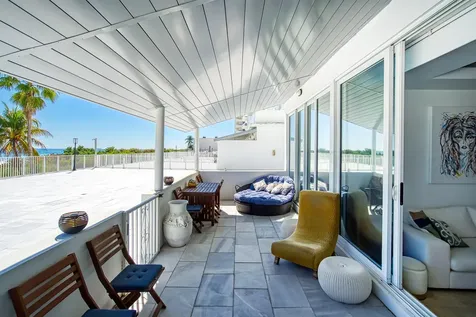 5601 Collins Avenue Miami Beach FL 33140