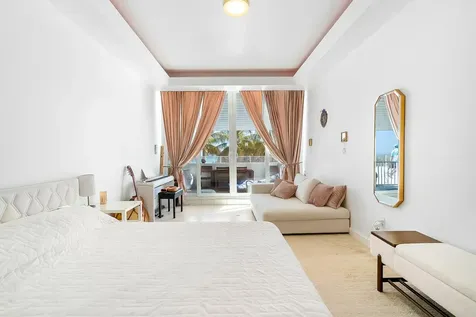 5601 Collins Avenue Miami Beach FL 33140