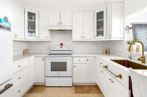 5601 Collins Avenue Miami Beach FL 33140