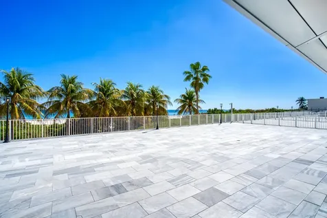 5601 Collins Avenue Miami Beach FL 33140