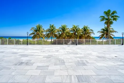 5601 Collins Avenue Miami Beach FL 33140