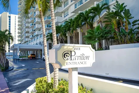 5601 Collins Avenue Miami Beach FL 33140