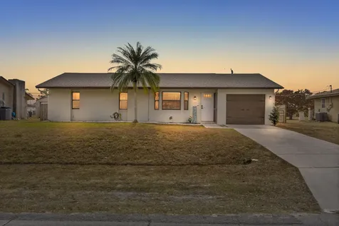 822 Sw Harvard Road Port Saint Lucie FL 34953