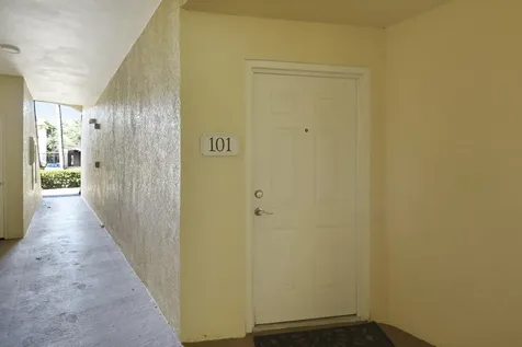 2730 Anzio Court Palm Beach Gardens FL 33410