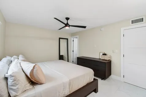 322 N Federal Highway Deerfield Beach FL 33441