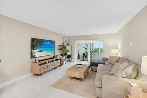322 N Federal Highway Deerfield Beach FL 33441