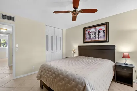 203 Oxford 100 West Palm Beach FL 33417