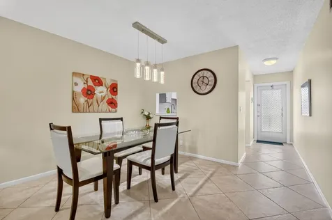 203 Oxford 100 West Palm Beach FL 33417