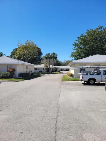 466 Holyoke Lane Lake Worth FL 33467