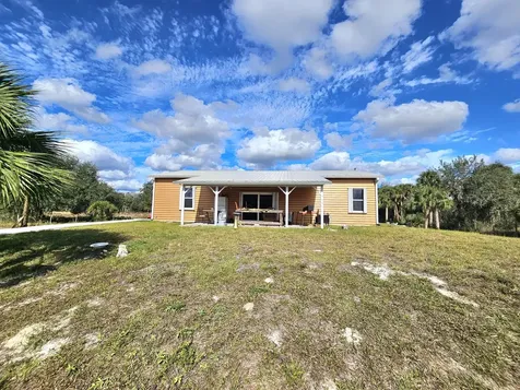 19835 NW 266 Street Okeechobee FL 34972