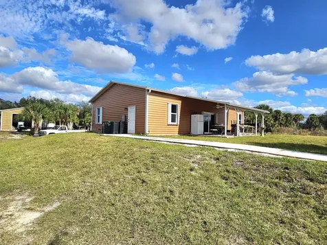 19835 NW 266 Street Okeechobee FL 34972