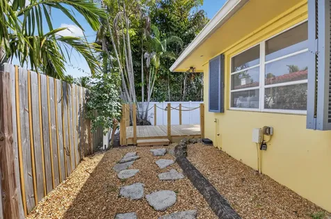 111 SE 7th Avenue Delray Beach FL 33483