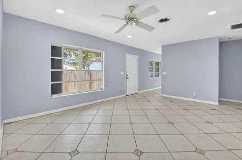 111 SE 7th Avenue Delray Beach FL 33483