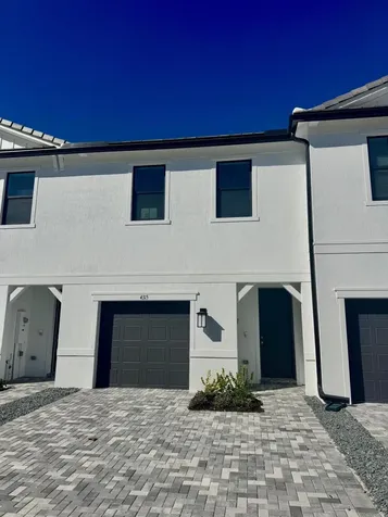 4315 Efendi Drive Lantana FL 33462
