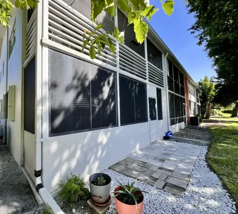 76 Sheffield D West Palm Beach FL 33417