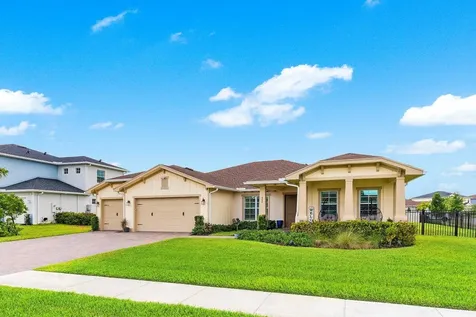 962 Castaway Court Loxahatchee FL 33470