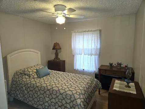 1365 Chobee Loop Okeechobee FL 34974