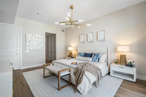 184 Lake Drive Palm Beach Shores FL 33404