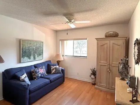 10415 S Circle Lake Drive Boynton Beach FL 33437