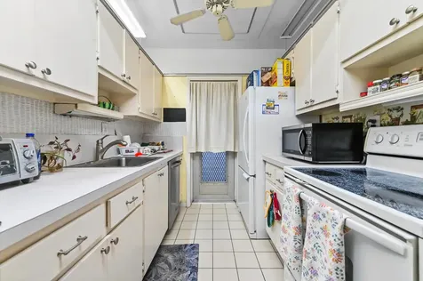 1114 Lake Terrace Boynton Beach FL 33426