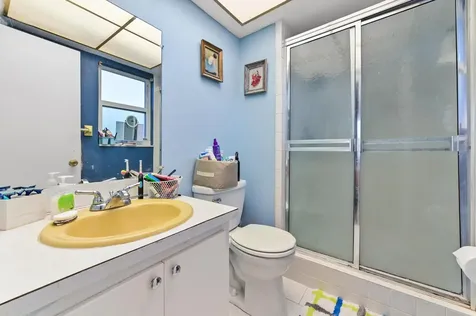 1114 Lake Terrace Boynton Beach FL 33426