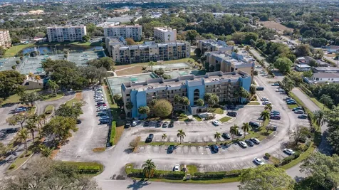 2786 Tennis Club Drive West Palm Beach FL 33417