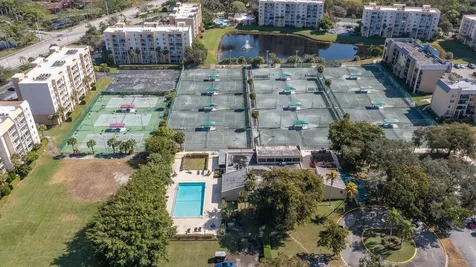 2786 Tennis Club Drive West Palm Beach FL 33417