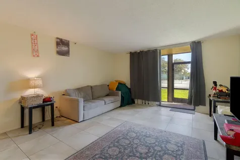 2786 Tennis Club Drive West Palm Beach FL 33417
